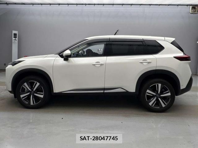 Nissan X-TRAIL 2023-10 8855581-3
