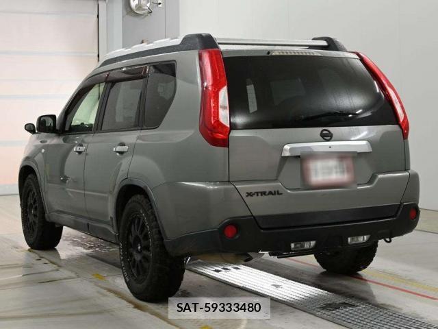 Nissan X-TRAIL 2011-08 8855821-1