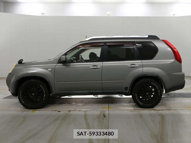 Nissan X-TRAIL 2011-08 8855821-10
