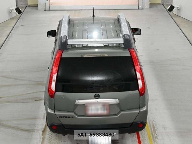 Nissan X-TRAIL 2011-08 8855821-5