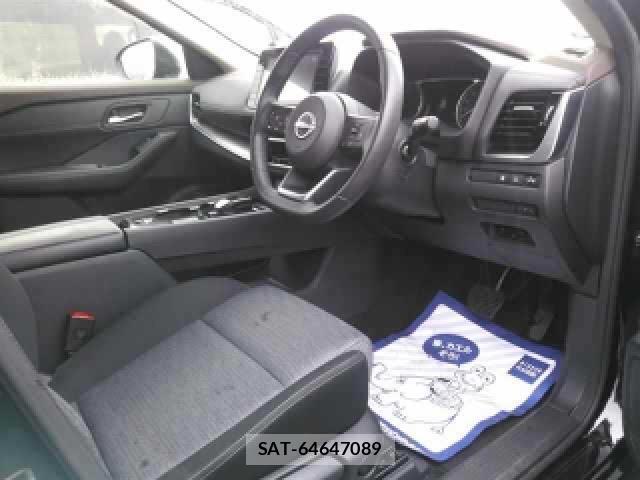 Nissan X-TRAIL 2022-11 8855826-2