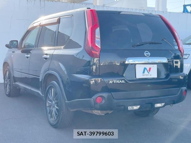 Nissan X-TRAIL 2010-09 8856093-16