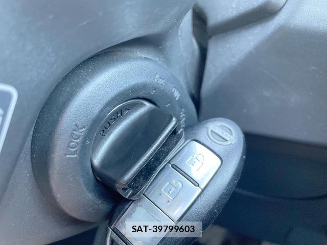 Nissan X-TRAIL 2010-09 8856093-7