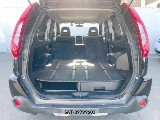 Nissan X-TRAIL 2010-09 8856093-9