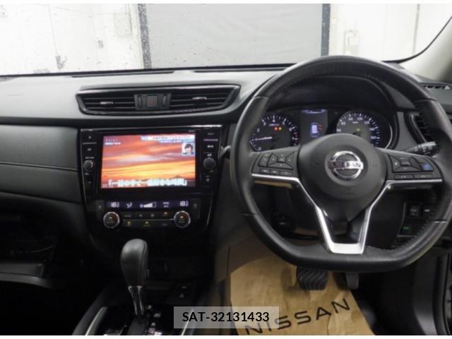 Nissan X-TRAIL 2019-02 8856323-2
