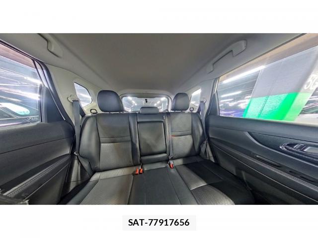 Nissan X-TRAIL 2015-09 8856560-6