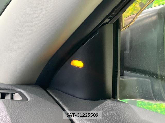 Nissan X-TRAIL 2014-06 8856595-6