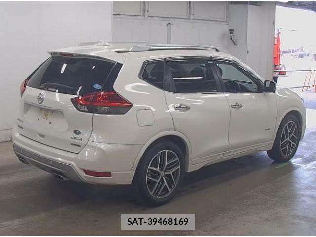 Nissan X-TRAIL 2019-03 8856621-1