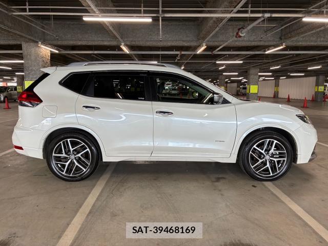 Nissan X-TRAIL 2019-03 8856621-8