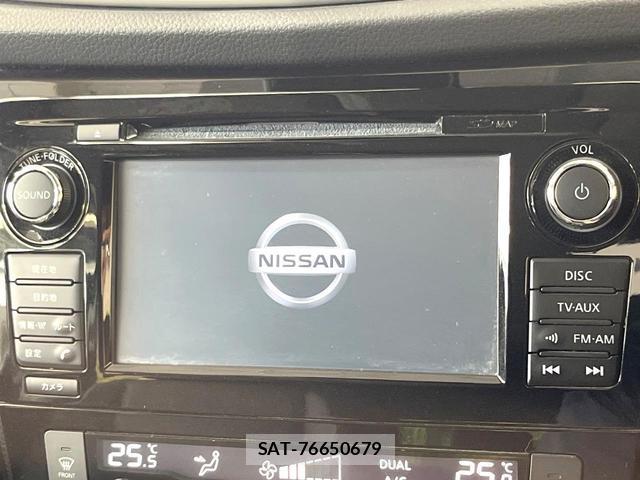 Nissan X-TRAIL 2016-10 8856812-2