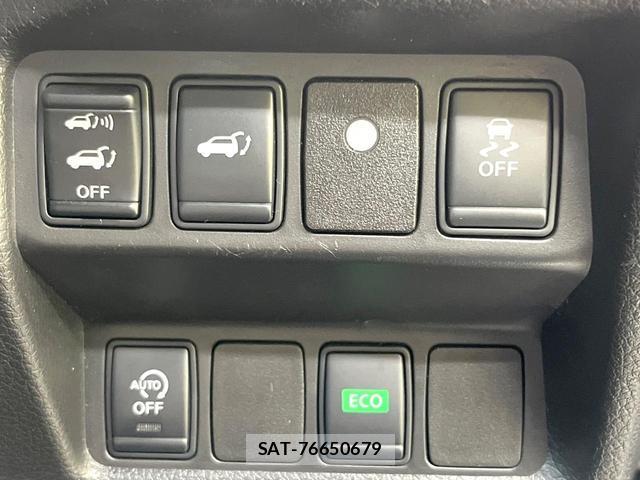 Nissan X-TRAIL 2016-10 8856812-6