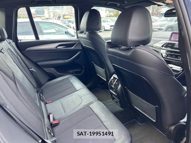 Bmw X3 2018-12 8854838-10