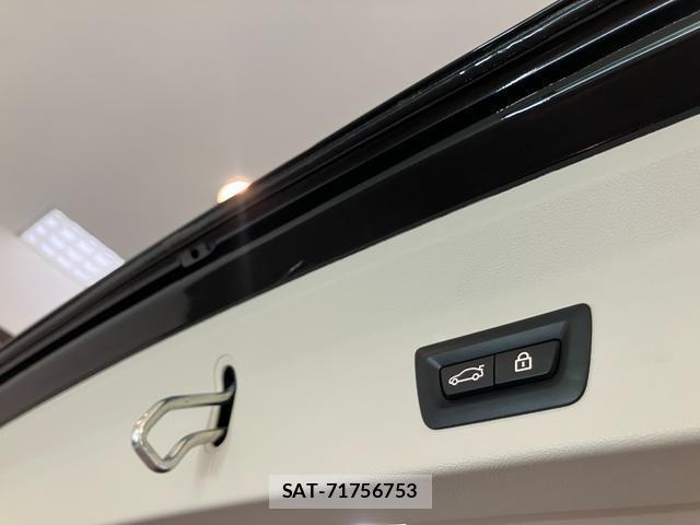 Bmw X3 2022-06 8855718-16