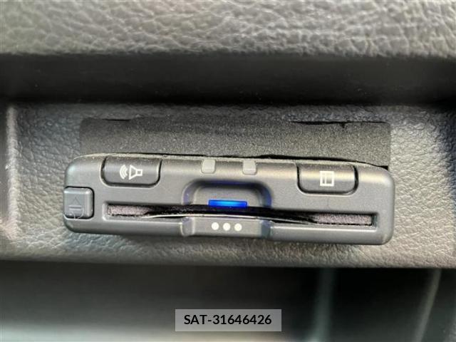 Suzuki X BEE 2019-08 8854424-15