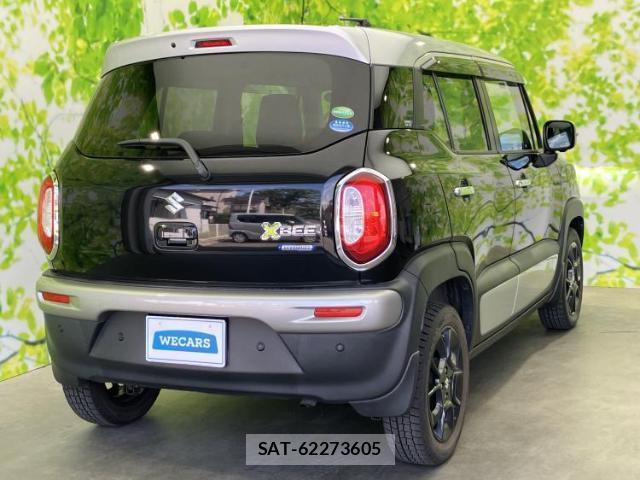 Suzuki X BEE 2020-02 8854671-2