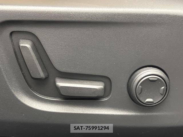 Volvo XC40 2022-02 8853851-8
