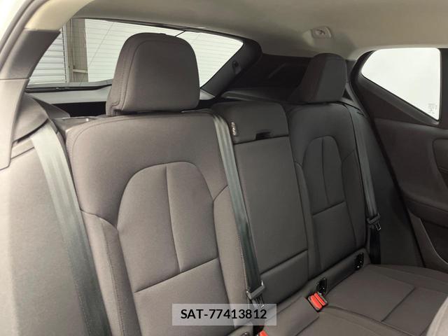 Volvo XC40 2020-12 8853852-12