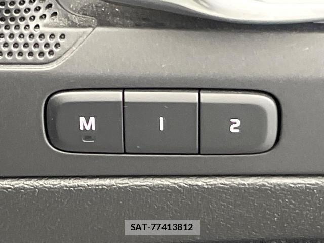 Volvo XC40 2020-12 8853852-8