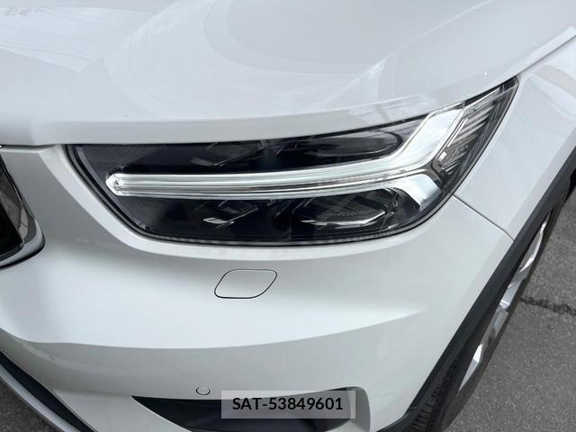 Volvo XC40 2020-10 8853860-14