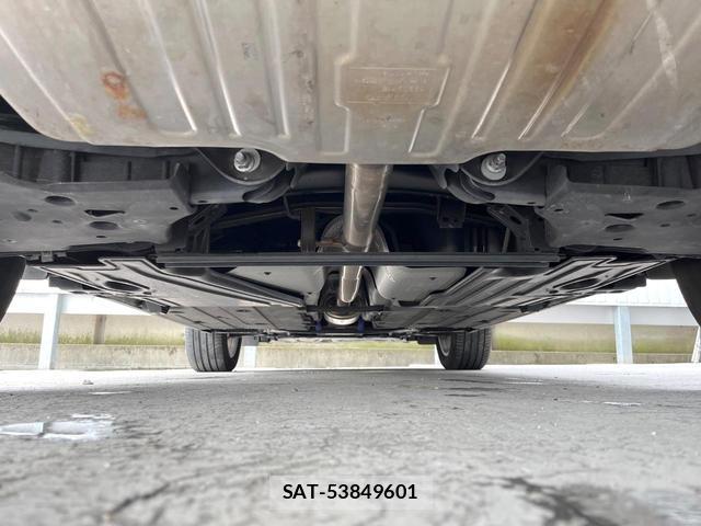 Volvo XC40 2020-10 8853860-16