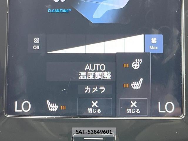Volvo XC40 2020-10 8853860-5