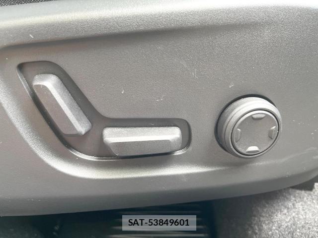 Volvo XC40 2020-10 8853860-6