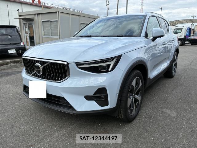 Volvo XC40 2025-03 8855011-0
