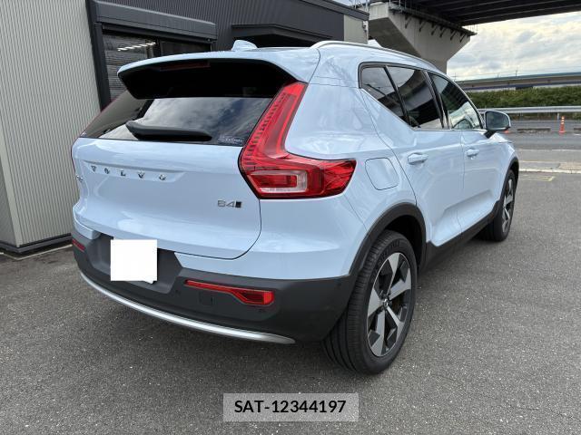 Volvo XC40 2025-03 8855011-1