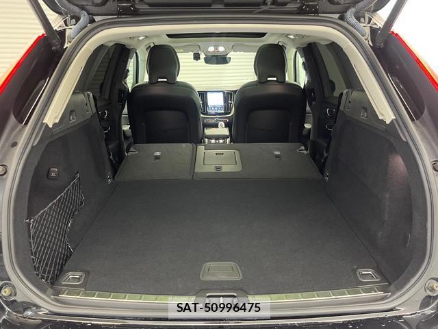 Volvo XC60 2023-11 8853849-13