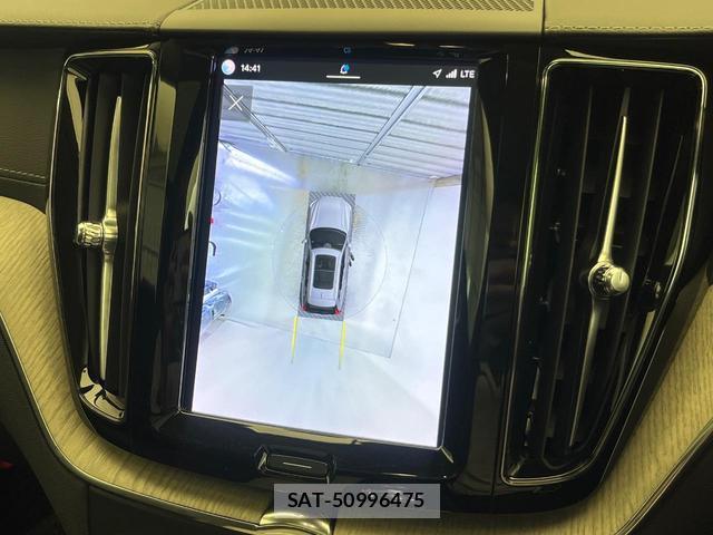 Volvo XC60 2023-11 8853849-6