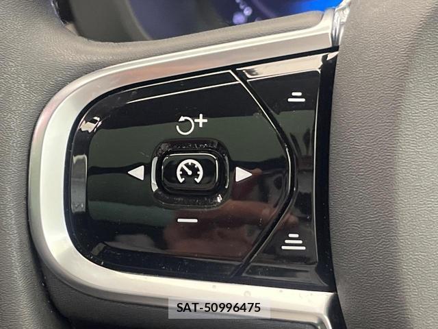 Volvo XC60 2023-11 8853849-9