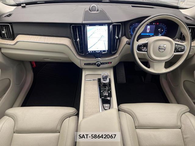 Volvo XC60 2022-01 8853850-1