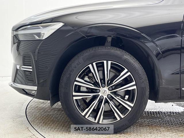 Volvo XC60 2022-01 8853850-15