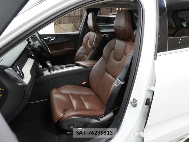 Volvo XC60 2019-09 8854328-14