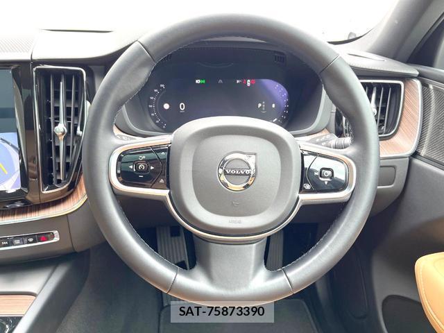 Volvo XC60 2023-09 8854841-10