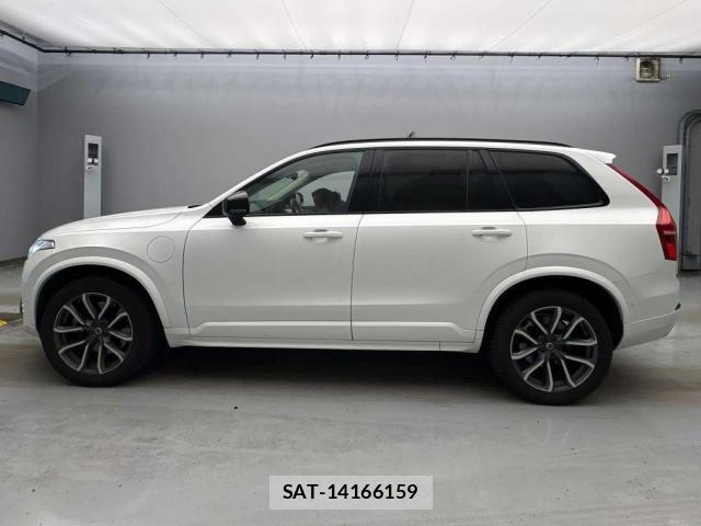 Volvo XC90 2023-11 8855809-12