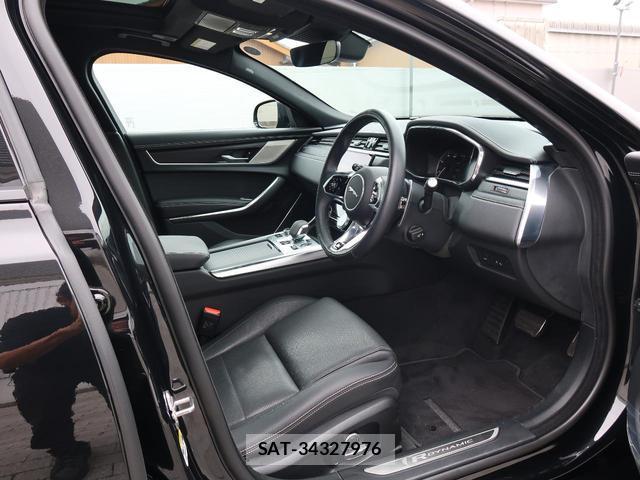 Jaguar XF 2023-02 8854449-15