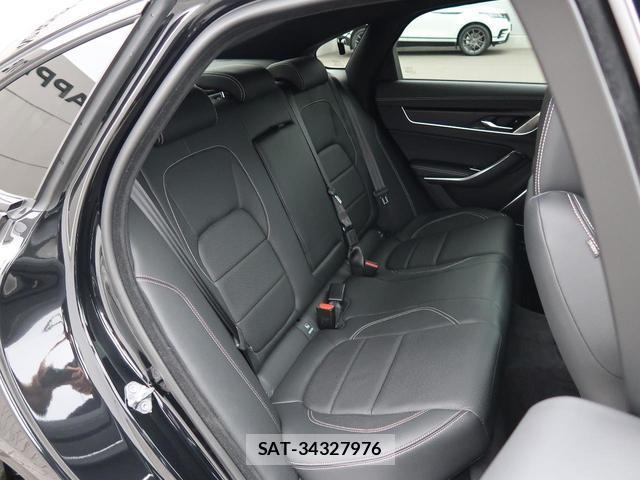 Jaguar XF 2023-02 8854449-16