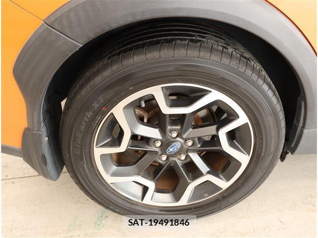 Subaru XV 2016-02 8853941-10