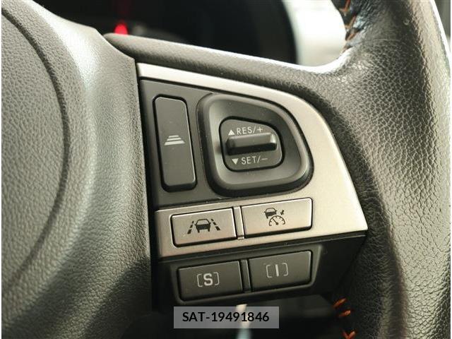 Subaru XV 2016-02 8853941-15