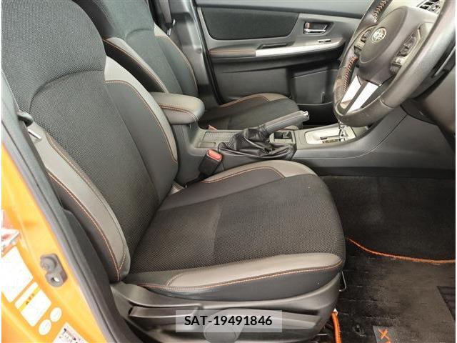 Subaru XV 2016-02 8853941-16