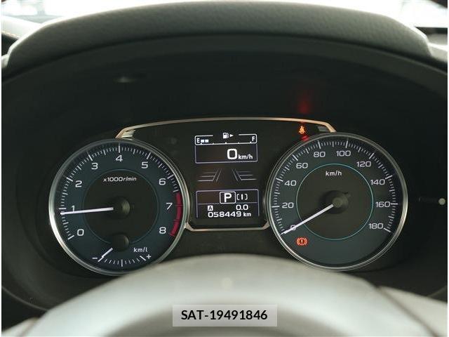 Subaru XV 2016-02 8853941-7