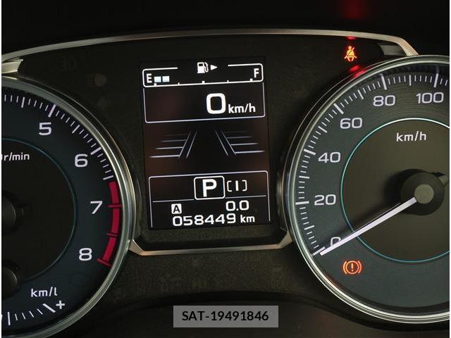 Subaru XV 2016-02 8853941-8