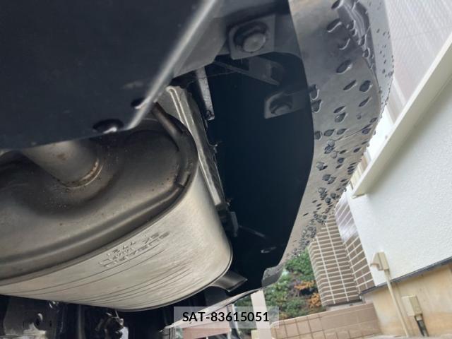 Subaru XV 2017-07 8854346-19
