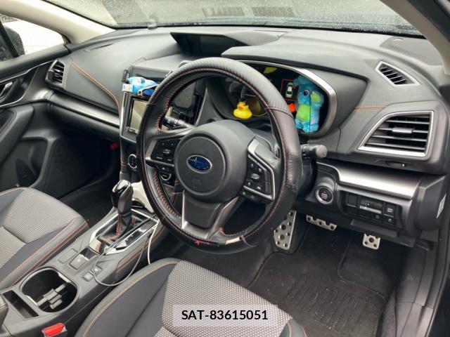 Subaru XV 2017-07 8854346-8