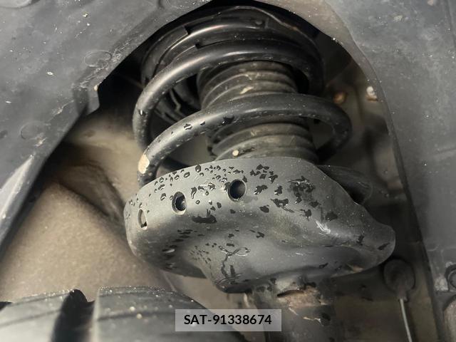 Subaru XV 2015-12 8856671-19