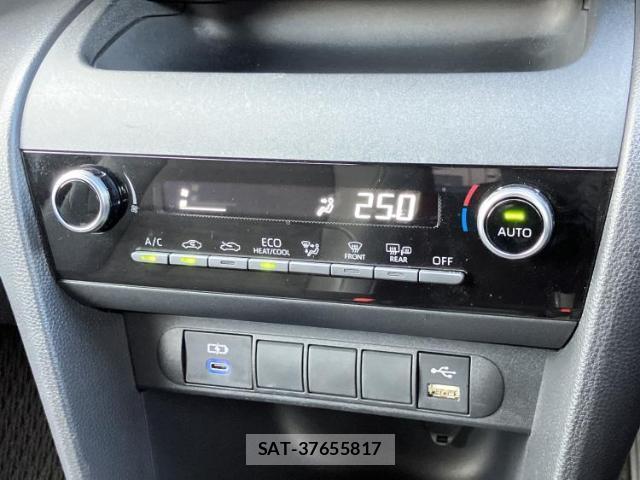 Toyota YARIS CROSS 2023-09 8853975-17