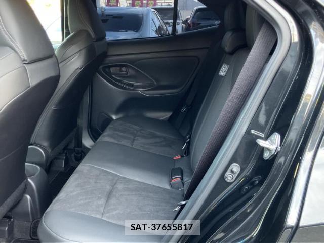 Toyota YARIS CROSS 2023-09 8853975-6