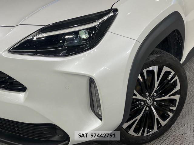 Toyota YARIS CROSS 2024-04 8854315-12