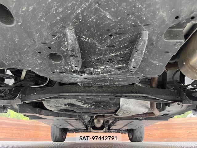 Toyota YARIS CROSS 2024-04 8854315-19